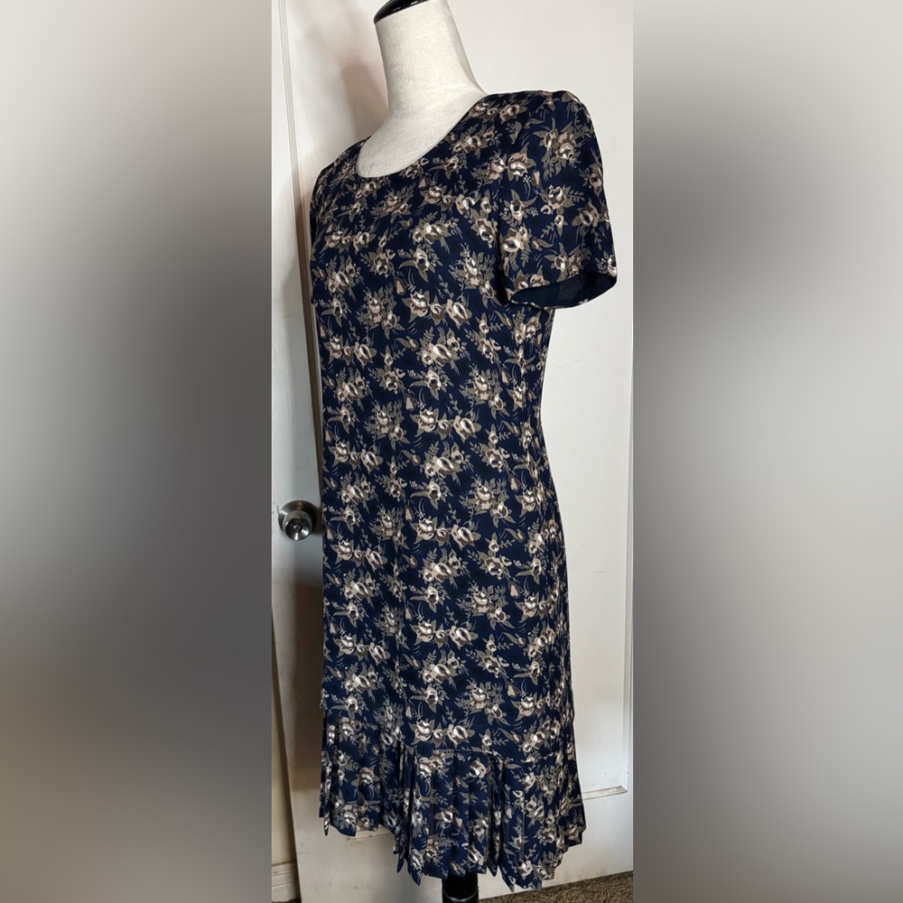 Vintage 80’s 90’s Floral Dress pleated Librarian Academia nostalgia Modest